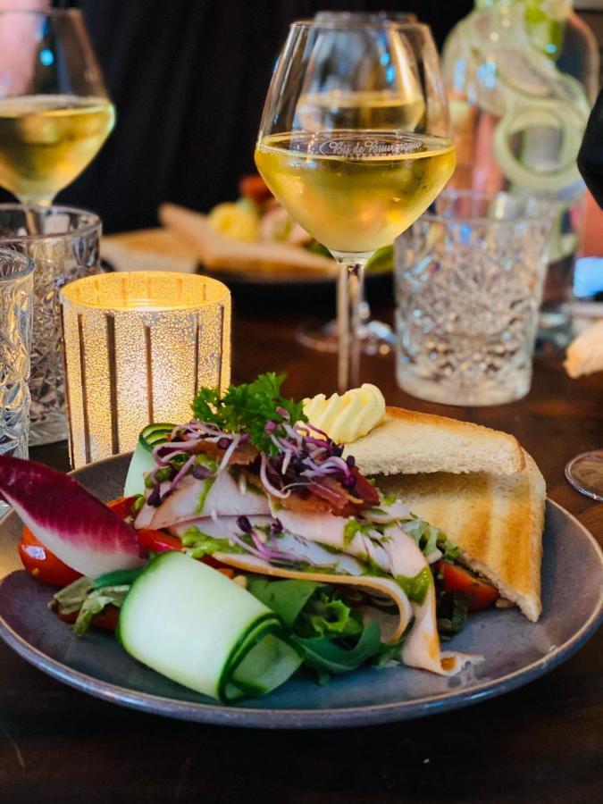 Slapen Bij De Buurvrouw Bed & Breakfast Castricum Luaran gambar