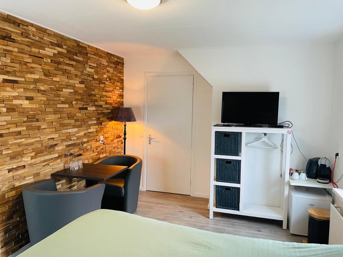Slapen Bij De Buurvrouw Bed & Breakfast Castricum Luaran gambar