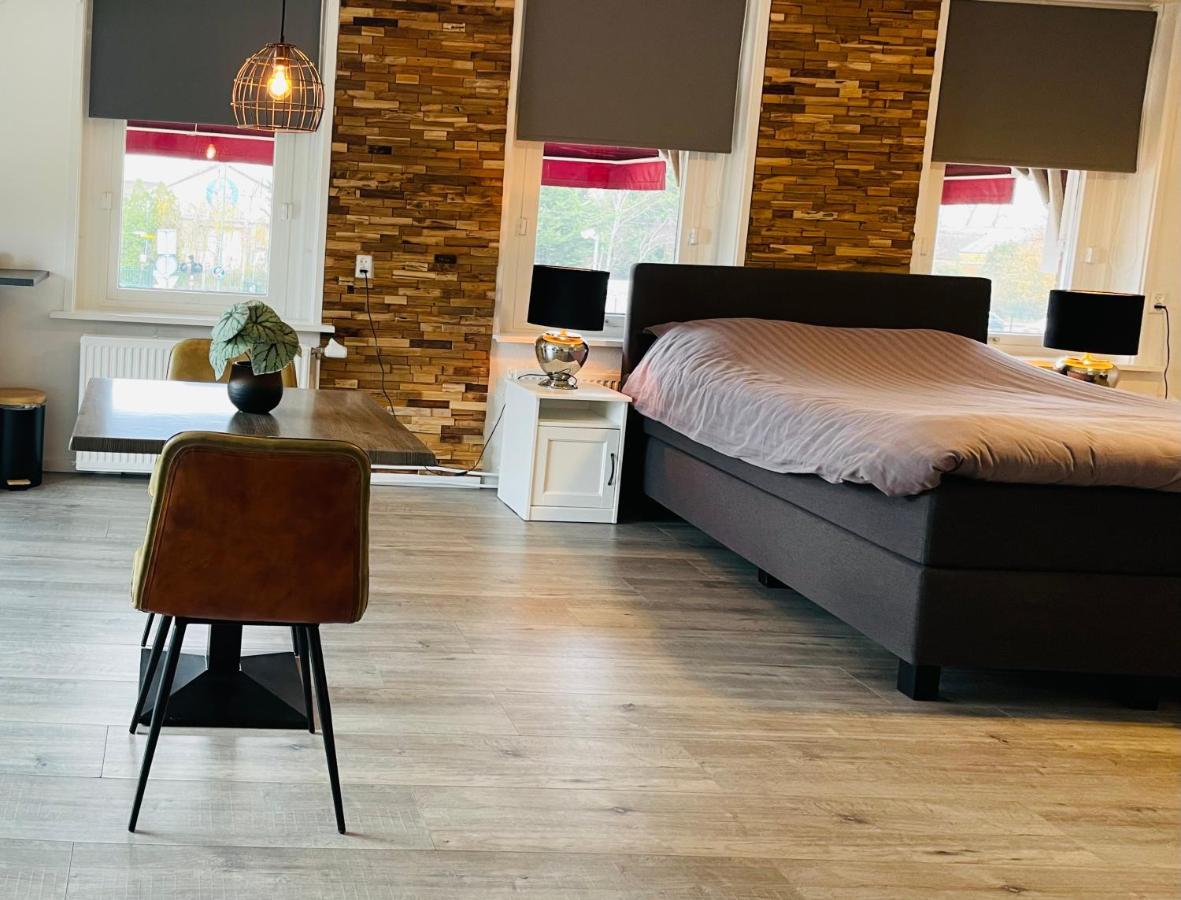 Slapen Bij De Buurvrouw Bed & Breakfast Castricum Luaran gambar